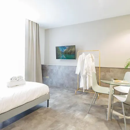 The Den Newly Build 7-minutes From Rotterdam Station App2 3*