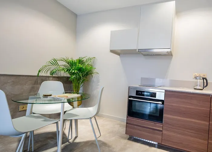 Gasthuis The Den Newly Build 7-minutes From Rotterdam Station App2 3*